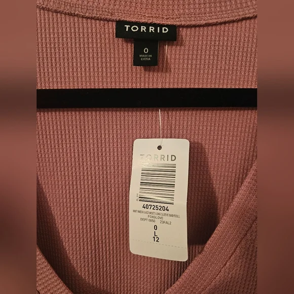 NWT Torrid Top - Picture 2 of 5